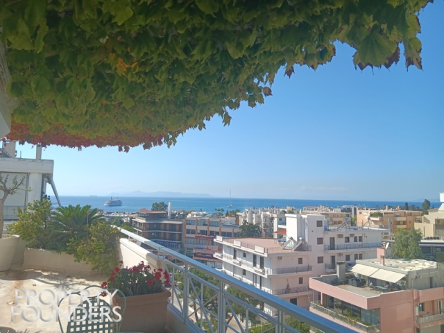 (For Rent) Residential Penthouse || Athens South/Glyfada - 250 Sq.m, 2 Bedrooms, 5.000€ 