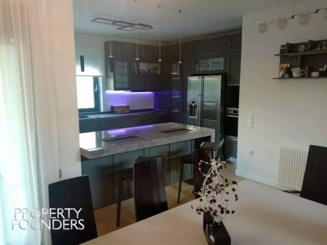 (Προς Πώληση) Κατοικία Μεζονέτα || Αθήνα Νότια/Γλυφάδα - 168 τ.μ, 2 Υ/Δ, 1.950.000€ 