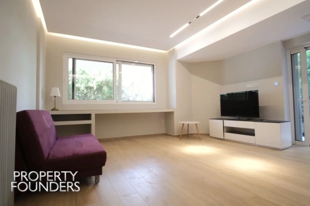 (For Sale) Residential Apartment || East Attica/Vari-Varkiza - 63 Sq.m, 1 Bedrooms, 285.000€ 