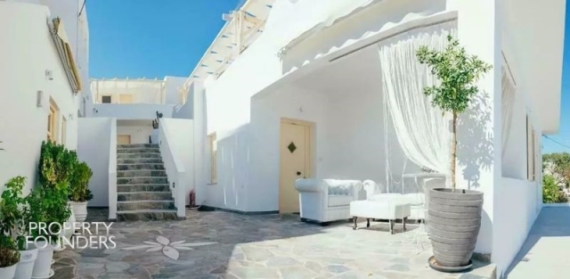 (For Sale) Other Properties Hotel || Cyclades/Milos - 500 Sq.m, 1.950.000€ 