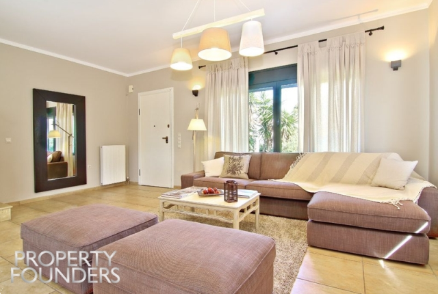 (For Rent) Residential Villa || Athens South/Elliniko - 180 Sq.m, 4 Bedrooms, 2.200€ 