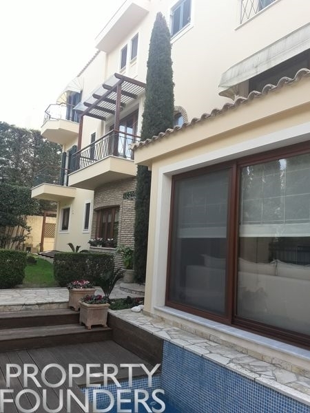 (Προς Πώληση) Κατοικία Μεζονέτα || Ανατολική Αττική/Βούλα - 240 τ.μ, 3 Υ/Δ, 1.100.000€ 