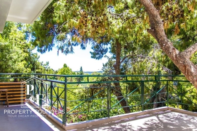 (For Sale) Residential Apartment || East Attica/Voula - 105 Sq.m, 2 Bedrooms, 720.000€ 
