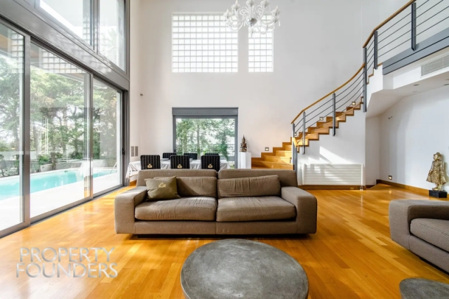 (For Sale) Residential Maisonette || Athens South/Glyfada - 320 Sq.m, 5 Bedrooms, 2.800.000€ 