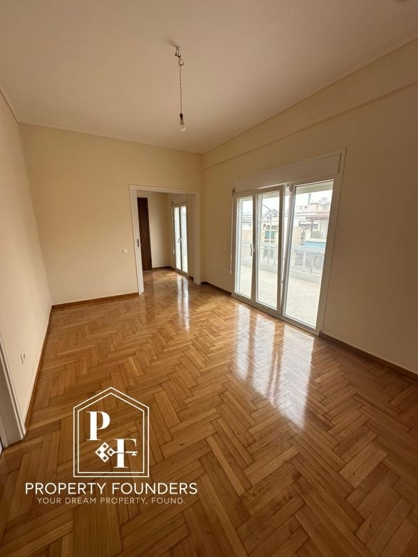 (For Sale) Residential Penthouse || Athens Center/Athens - 77 Sq.m, 2 Bedrooms, 200.000€ 