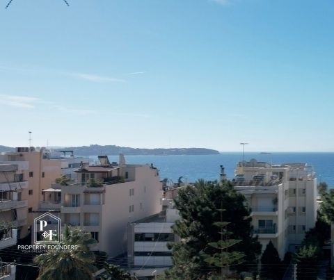 (For Sale) Residential Maisonette || East Attica/Voula - 198 Sq.m, 3 Bedrooms, 2.030.000€ 