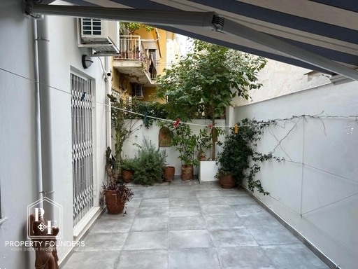 (For Sale) Residential Floor Apartment || Athens Center/Athens - 100 Sq.m, 2 Bedrooms, 300.000€ 