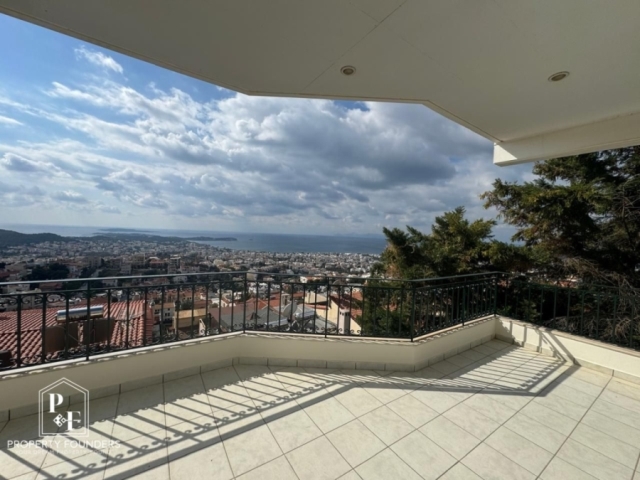 (For Rent) Residential Maisonette || East Attica/Voula - 440 Sq.m, 6 Bedrooms, 5.500€ 