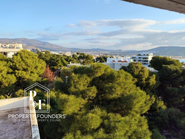 (For Sale) Residential Maisonette || East Attica/Vari-Varkiza - 145 Sq.m, 2 Bedrooms, 650.000€ 