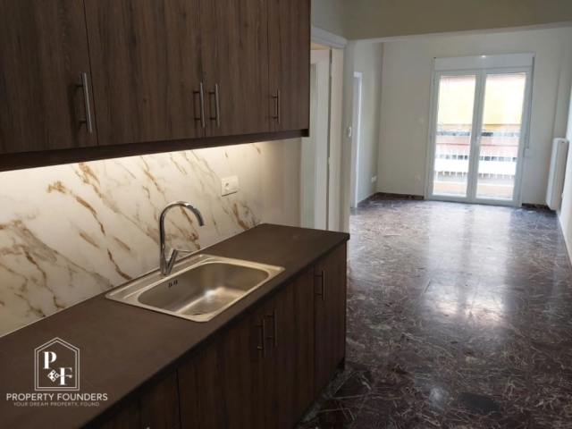 (For Sale) Residential Apartment || Athens Center/Athens - 76 Sq.m, 2 Bedrooms, 175.000€ 