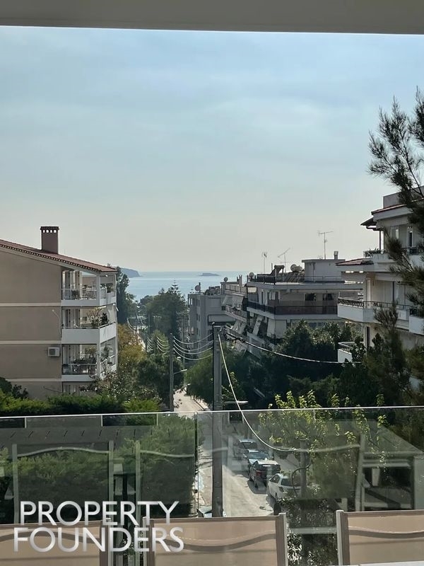 (For Rent) Residential Apartment || East Attica/Voula - 96 Sq.m, 1 Bedrooms, 3.300€ 