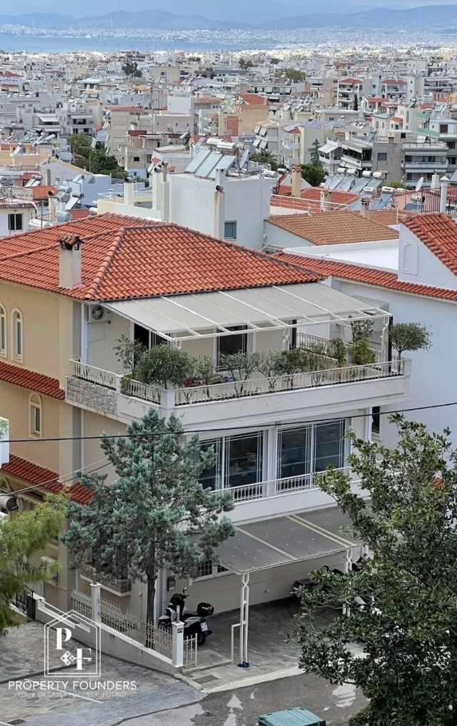 (Προς Ενοικίαση) Κατοικία Μεζονέτα || Αθήνα Νότια/Γλυφάδα - 185 τ.μ, 3 Υ/Δ, 2.400€ 