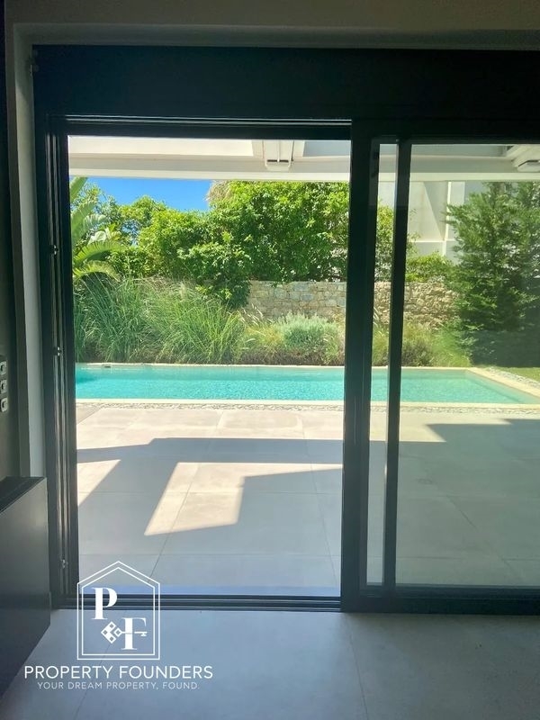 (For Rent) Residential Maisonette || Athens South/Glyfada - 200 Sq.m, 4 Bedrooms, 5.500€ 