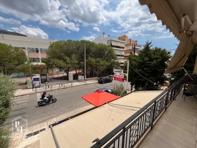 (Προς Πώληση) Κατοικία Διαμέρισμα || Αθήνα Νότια/Γλυφάδα - 90 τ.μ, 3 Υ/Δ, 250.000€ 