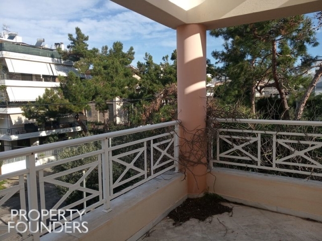 (For Sale) Residential Detached house || Athens South/Glyfada - 410 Sq.m, 5 Bedrooms, 4.000.000€ 