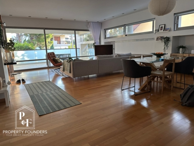 (For Rent) Residential Floor Apartment || Athens South/Glyfada - 100 Sq.m, 2 Bedrooms, 2.500€ 