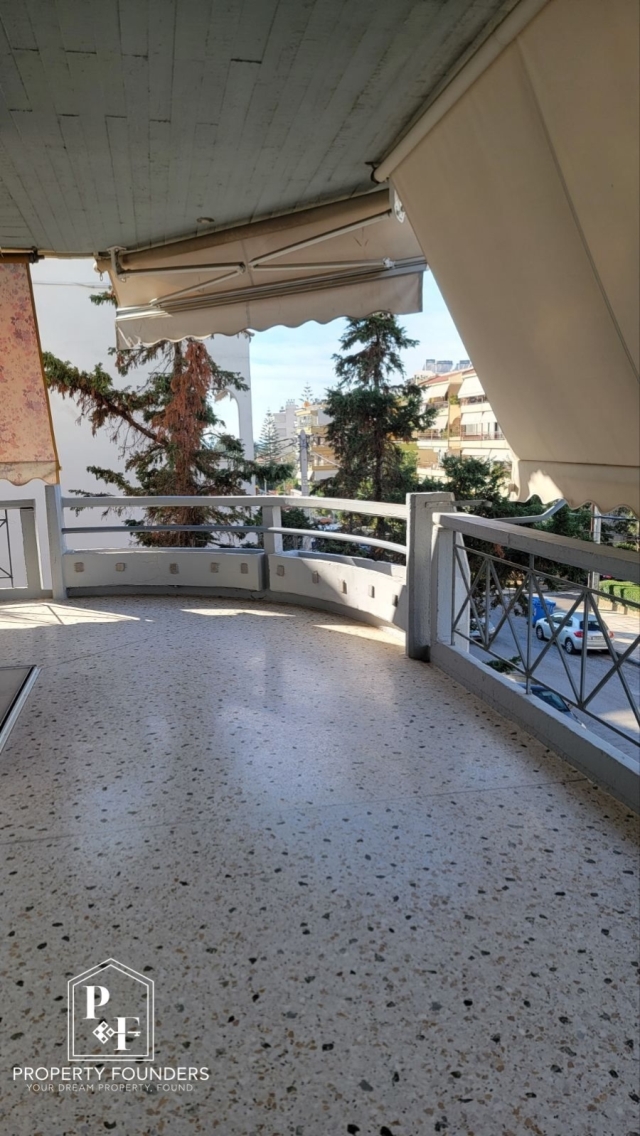 (For Sale) Residential Apartment || Athens South/Glyfada - 105 Sq.m, 2 Bedrooms, 400.000€ 