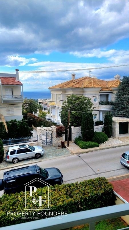 (For Sale) Residential Floor Apartment || East Attica/Voula - 114 Sq.m, 3 Bedrooms, 650.000€ 
