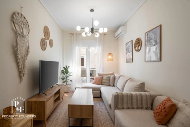 (For Sale) Residential Apartment || Athens Center/Athens - 60 Sq.m, 2 Bedrooms, 240.000€ 