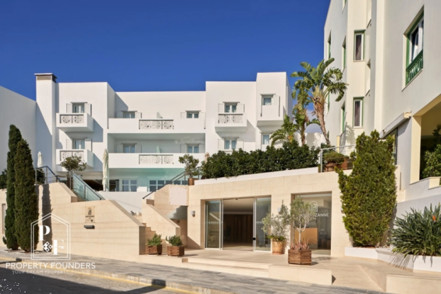 (For Sale) Other Properties Hotel || Cyclades/Tinos Chora - 3.000 Sq.m, 6.000.000€ 