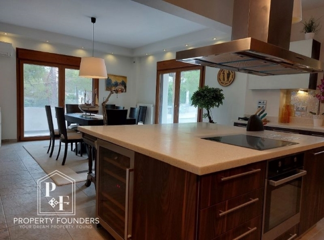 (Προς Πώληση) Κατοικία Οροφοδιαμέρισμα || Ανατολική Αττική/Βούλα - 150 τ.μ, 2 Υ/Δ, 1.100.000€ 