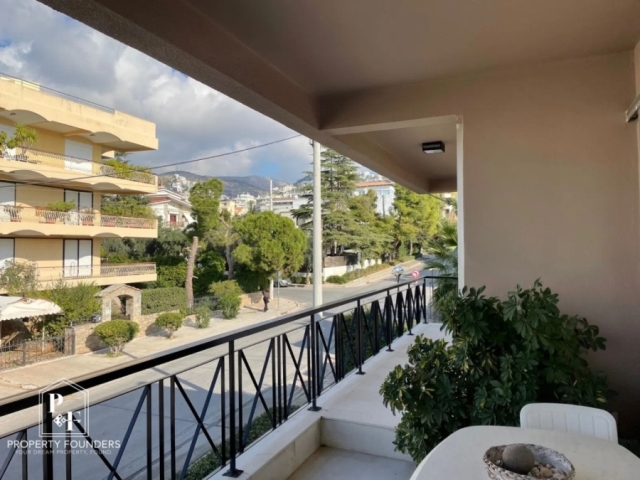 (For Rent) Residential Apartment || East Attica/Voula - 140 Sq.m, 3 Bedrooms, 1.900€ 