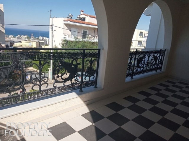 (For Sale) Residential Maisonette || Athens South/Alimos - 160 Sq.m, 3 Bedrooms, 850.000€ 