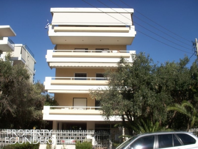 (For Sale) Residential Floor Apartment || Athens South/Glyfada - 137 Sq.m, 4 Bedrooms, 650.000€ 