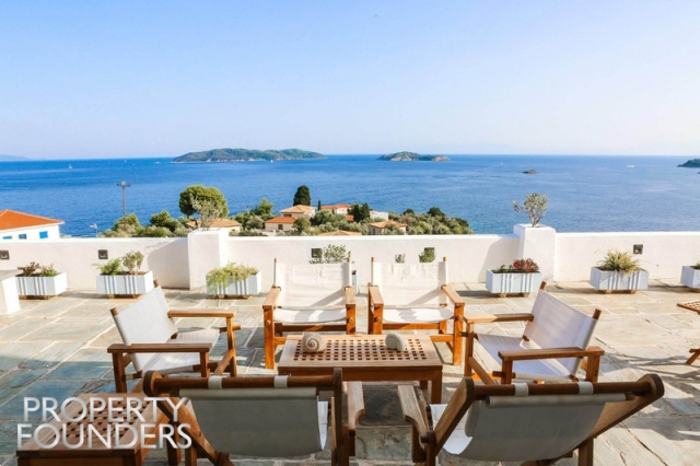 (For Sale) Other Properties Hotel || Magnisia/Sporades-Skiathos - 600 Sq.m, 2.000.000€ 