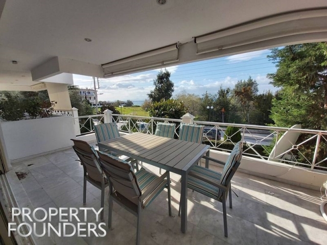 (For Rent) Residential Apartment || East Attica/Vouliagmeni - 140 Sq.m, 3 Bedrooms, 3.000€ 